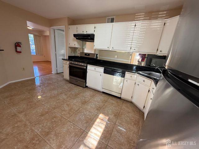 1101 Stony Brook Way, North Brunswick, NJ 08902