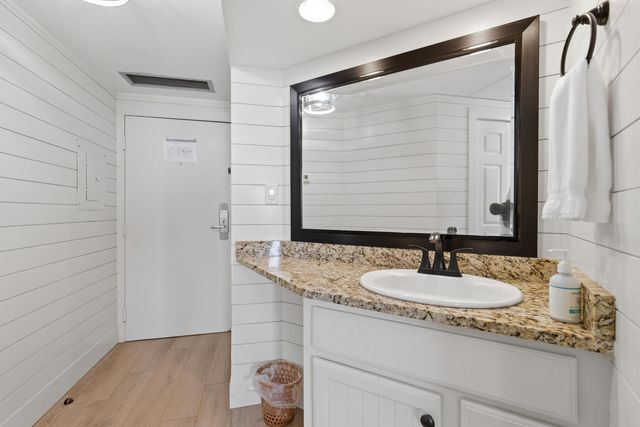 1096 Scenic Gulf Drive UNIT 201A, Miramar Beach, FL 32550