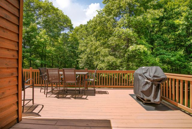 38151 Wilderness Court, Sartell, MN 56377