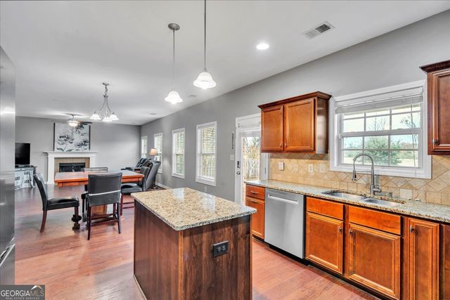 600 Post Oak Way, Warner Robins, GA 31088