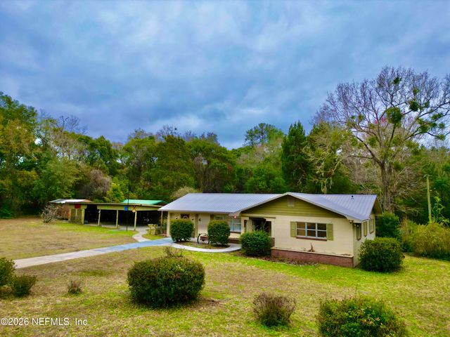 17221 NE 77TH Lane, Hawthorne, FL 32640