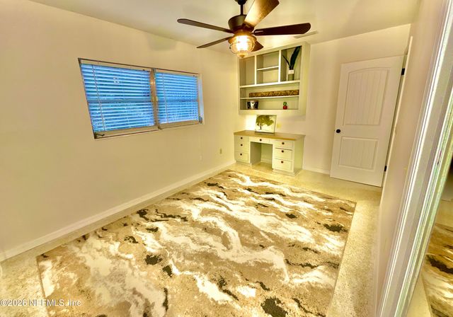 17221 NE 77TH Lane, Hawthorne, FL 32640