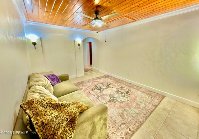 17221 NE 77TH Lane, Hawthorne, FL 32640