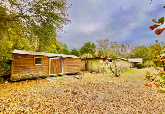 17221 NE 77TH Lane, Hawthorne, FL 32640