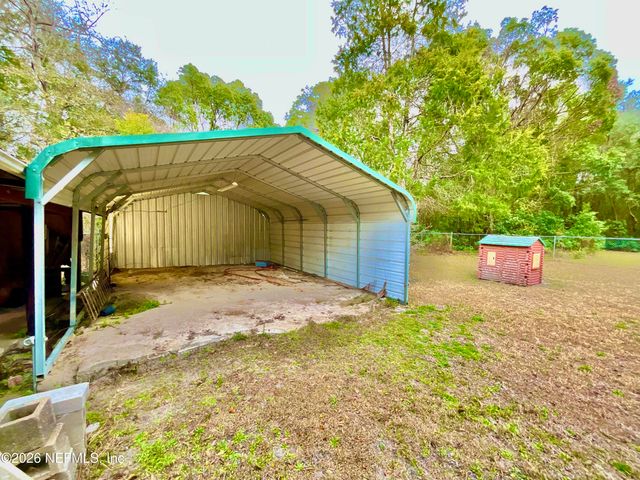 17221 NE 77TH Lane, Hawthorne, FL 32640