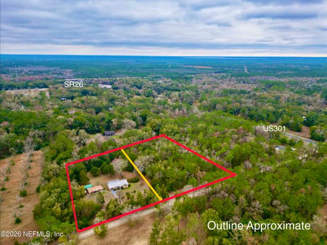 17221 NE 77TH Lane, Hawthorne, FL 32640