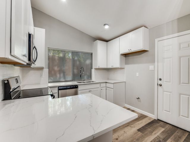 4523 Hamblen Drive, Dallas, TX 75232