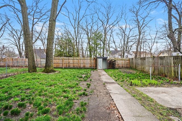 1177 Emerson Avenue, Muskegon, MI 49442