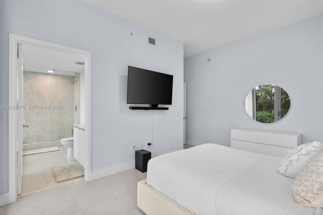 650 NE 32nd St BH4, Miami, FL 33137
