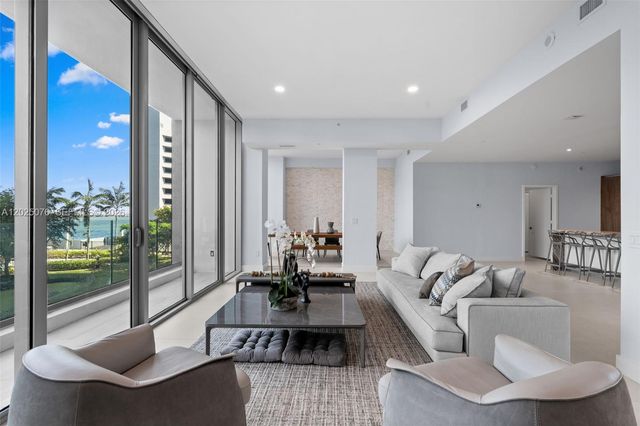 650 NE 32nd St BH4, Miami, FL 33137