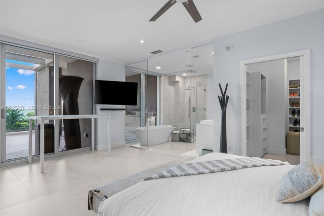 650 NE 32nd St BH4, Miami, FL 33137