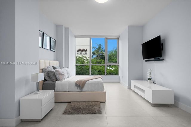 650 NE 32nd St BH4, Miami, FL 33137