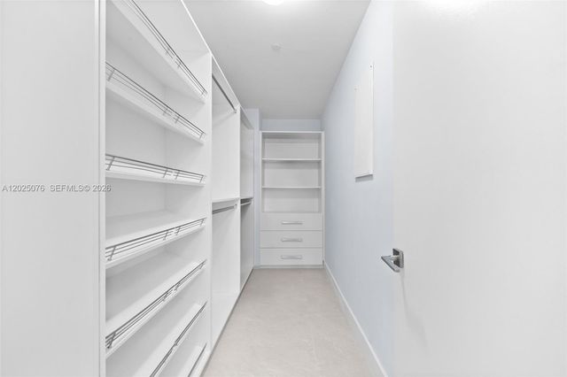 650 NE 32nd St BH4, Miami, FL 33137