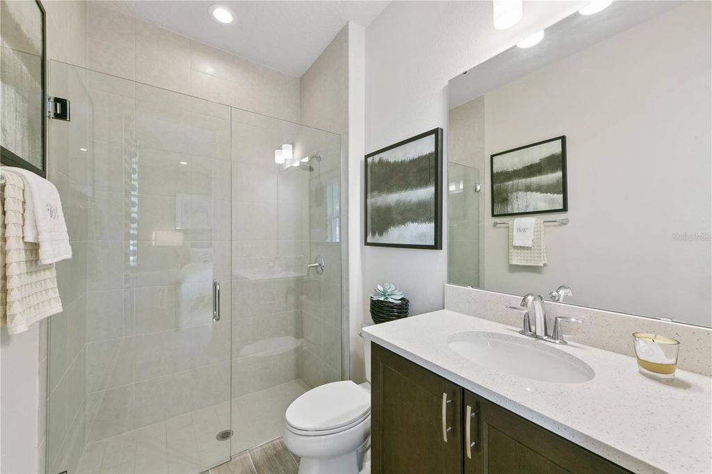 Image 11 of property listing at 2418 PARK RIDGE STREET, Apopka, FL 32712