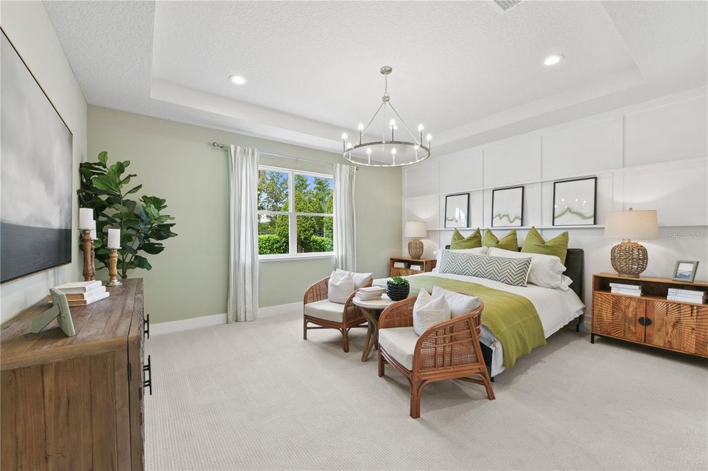 Image 12 of property listing at 2418 PARK RIDGE STREET, Apopka, FL 32712