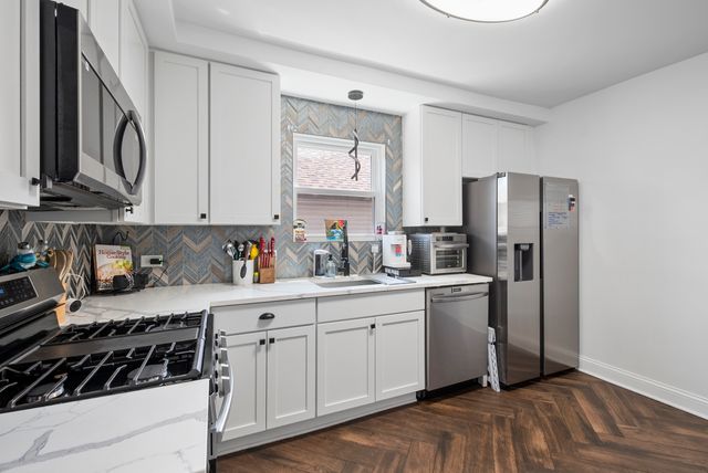 10904 S Kedzie Avenue, Chicago, IL 60655