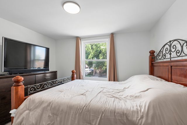 10904 S Kedzie Avenue, Chicago, IL 60655