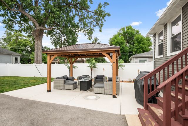 10904 S Kedzie Avenue, Chicago, IL 60655