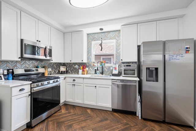 10904 S Kedzie Avenue, Chicago, IL 60655