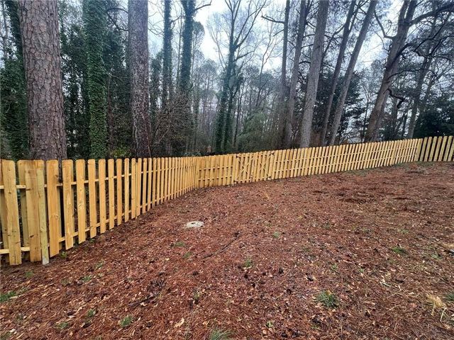 2388 Dakota SW Trail, Lilburn, GA 30047