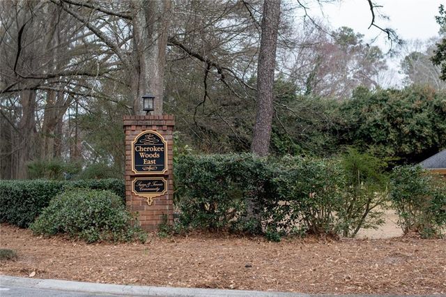 2388 Dakota SW Trail, Lilburn, GA 30047