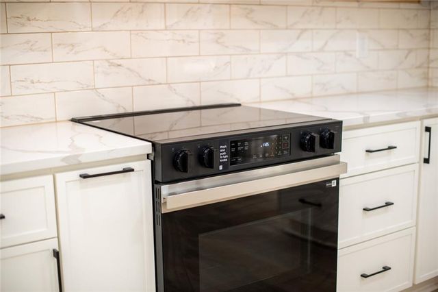 2388 Dakota SW Trail, Lilburn, GA 30047