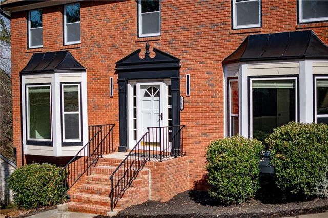 2388 Dakota SW Trail, Lilburn, GA 30047