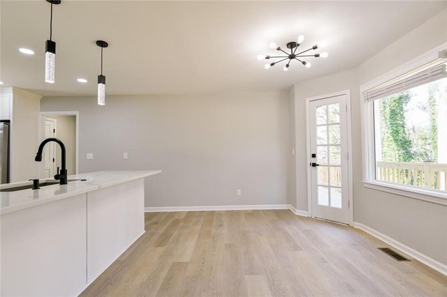 2388 Dakota SW Trail, Lilburn, GA 30047