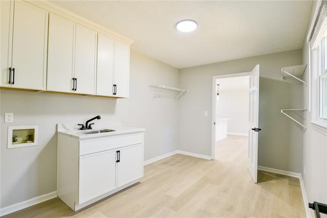 2388 Dakota SW Trail, Lilburn, GA 30047