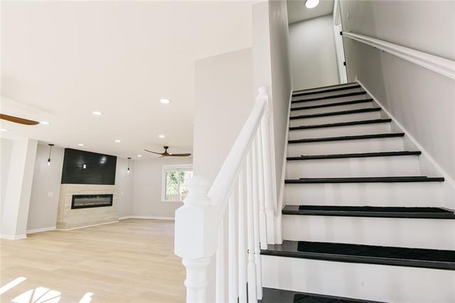 2388 Dakota SW Trail, Lilburn, GA 30047