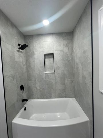 2388 Dakota SW Trail, Lilburn, GA 30047