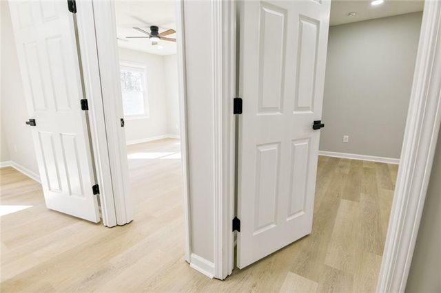 2388 Dakota SW Trail, Lilburn, GA 30047