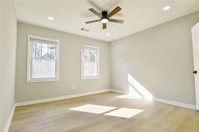 2388 Dakota SW Trail, Lilburn, GA 30047