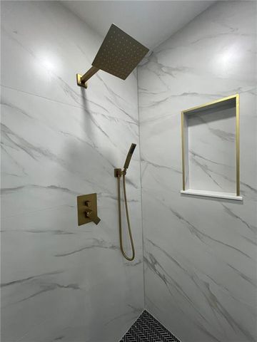 2388 Dakota SW Trail, Lilburn, GA 30047