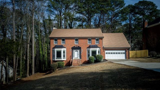 2388 Dakota SW Trail, Lilburn, GA 30047