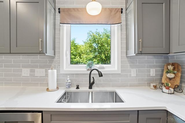 7607 Providence Woods Court, West Chester, OH 45069