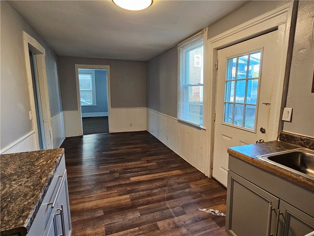 25 Saltonstall St, Canandaigua City, NY 14424