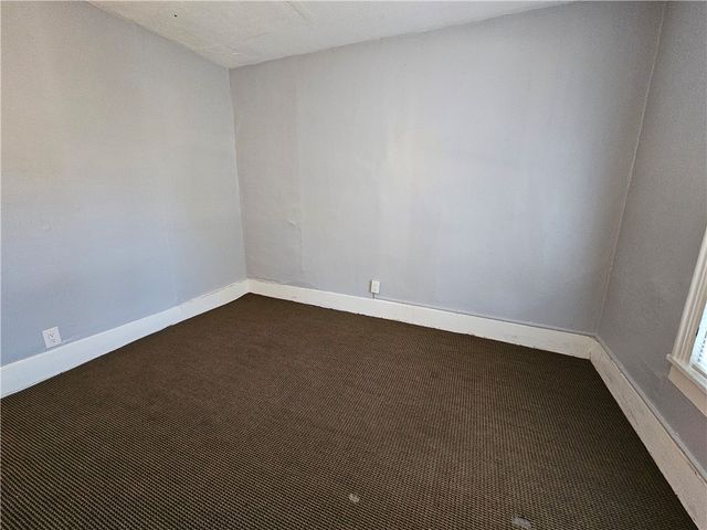 25 Saltonstall St, Canandaigua City, NY 14424