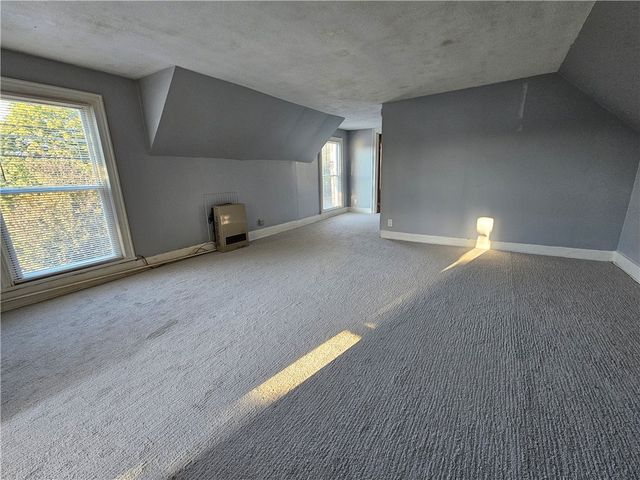 25 Saltonstall St, Canandaigua City, NY 14424