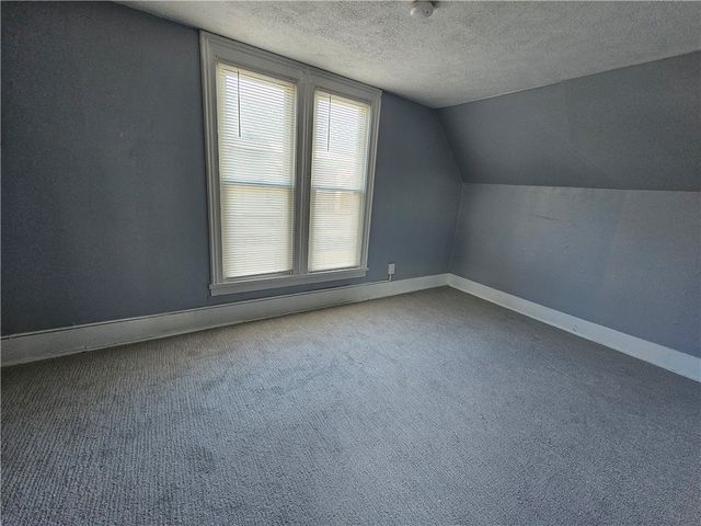 25 Saltonstall St, Canandaigua City, NY 14424