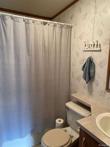 6103 Lakeshore Road 122, Lexington, MI 48450