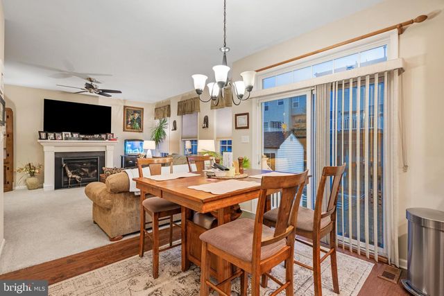 10 SOUTH AVE, Swedesboro, NJ 08085