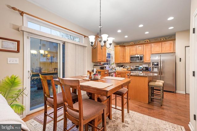 10 SOUTH AVE, Swedesboro, NJ 08085