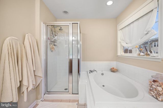 10 SOUTH AVE, Swedesboro, NJ 08085