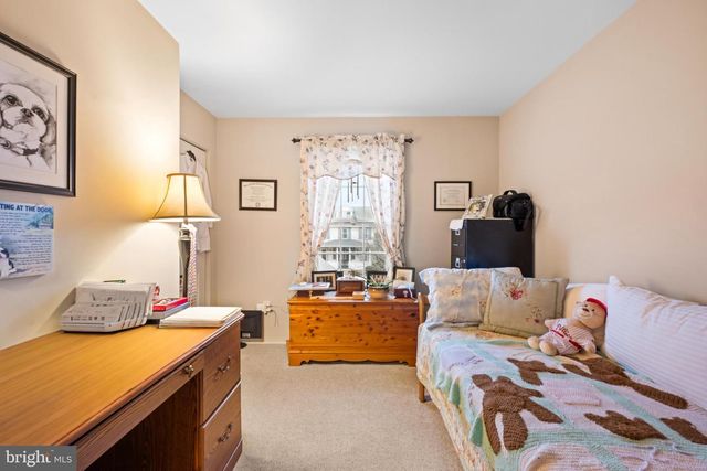 10 SOUTH AVE, Swedesboro, NJ 08085