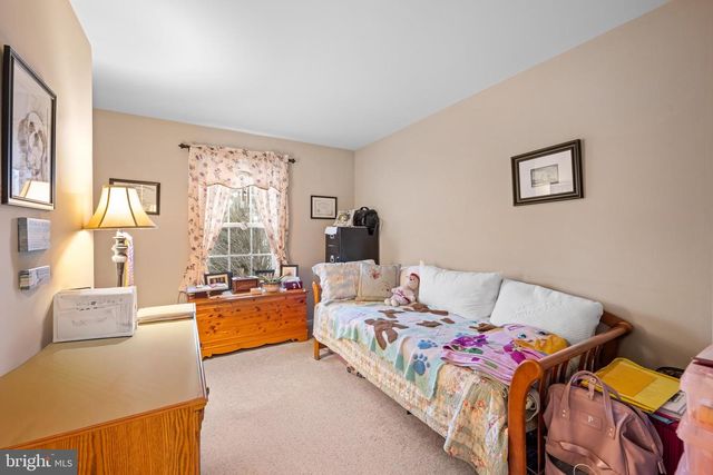 10 SOUTH AVE, Swedesboro, NJ 08085