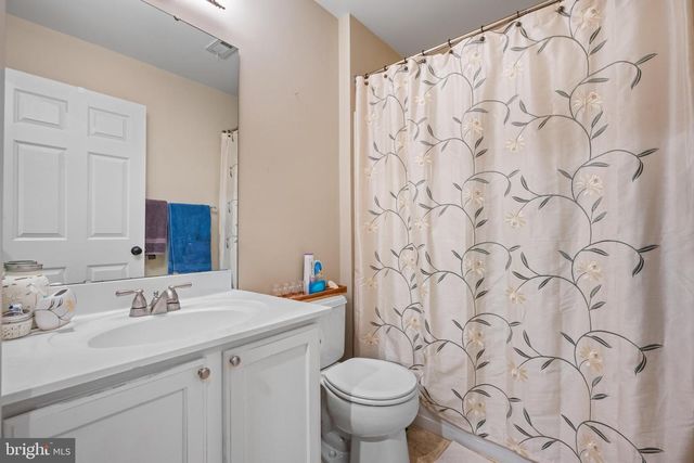 10 SOUTH AVE, Swedesboro, NJ 08085