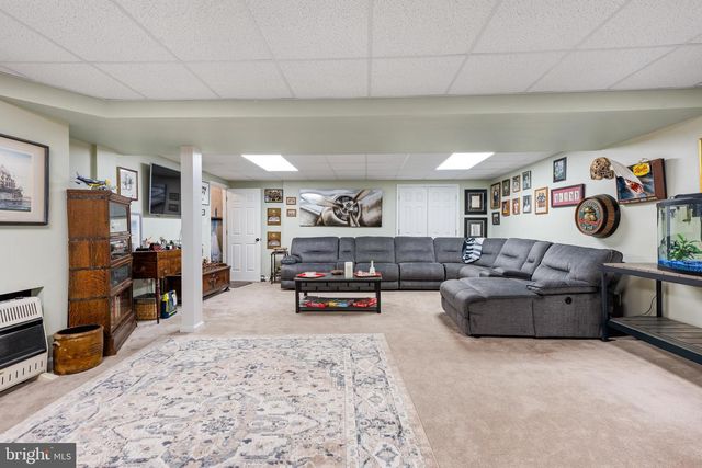 10 SOUTH AVE, Swedesboro, NJ 08085