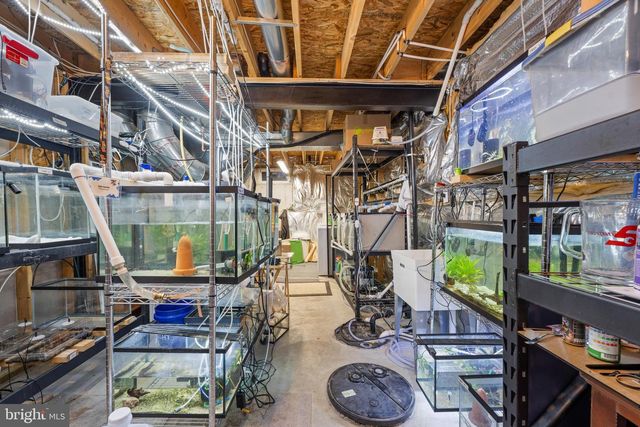 10 SOUTH AVE, Swedesboro, NJ 08085