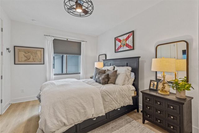 266 PARK LAKE STREET 14, Orlando, FL 32803